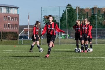 Bild 42 - B-Juniorinnen SG Weststeinburg/Bei - SV Fisia 03 : Ergebnis: 1:2